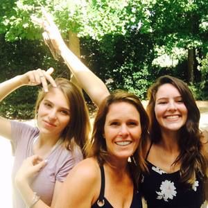 Meet your Posher, Gloria